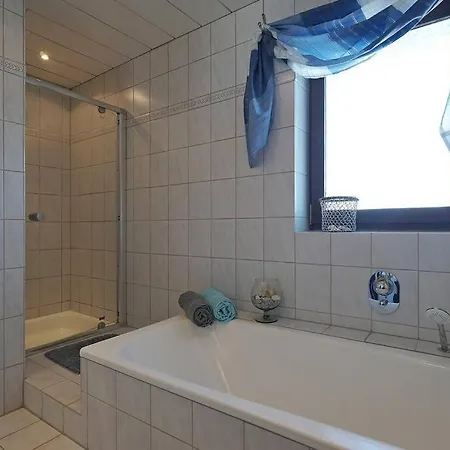Apartment Habos Corner *